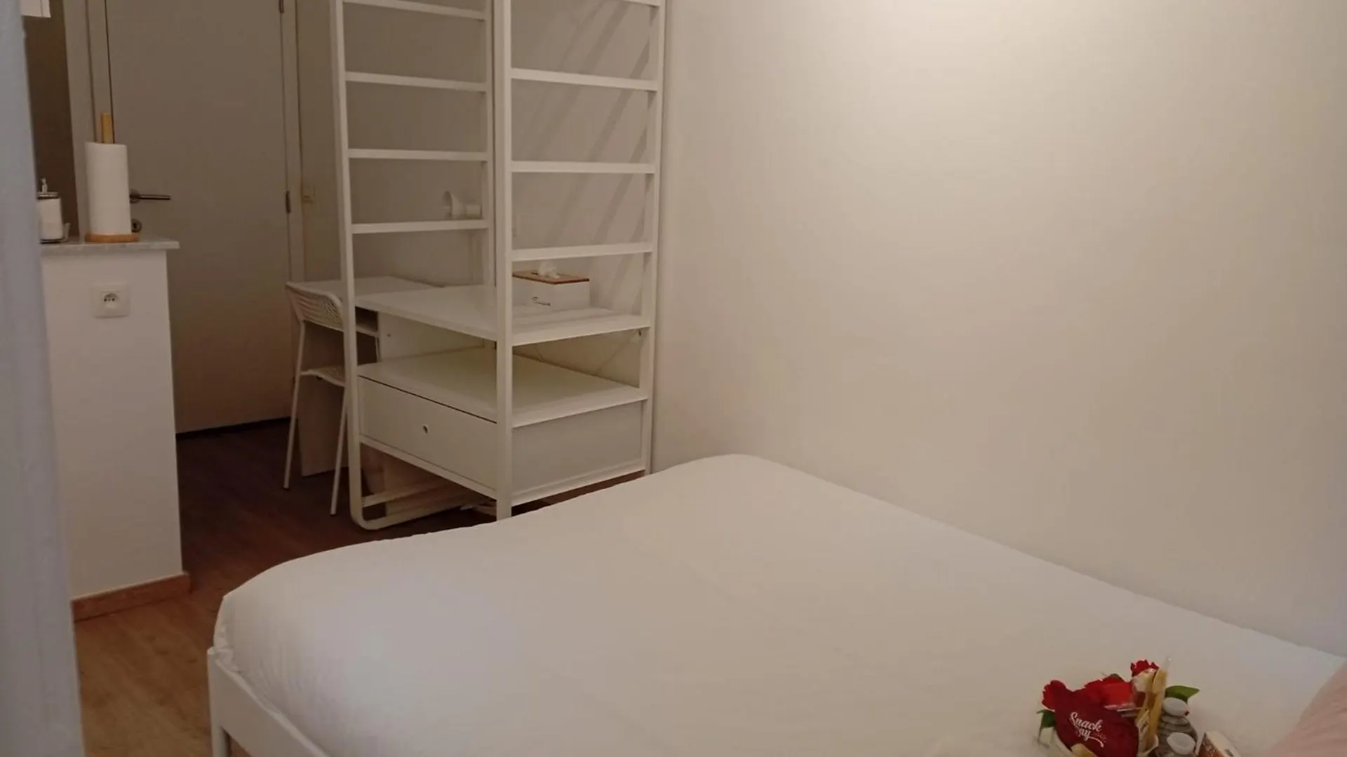 Benny'S Rooms Brussels City Centre 0*,  Belgium